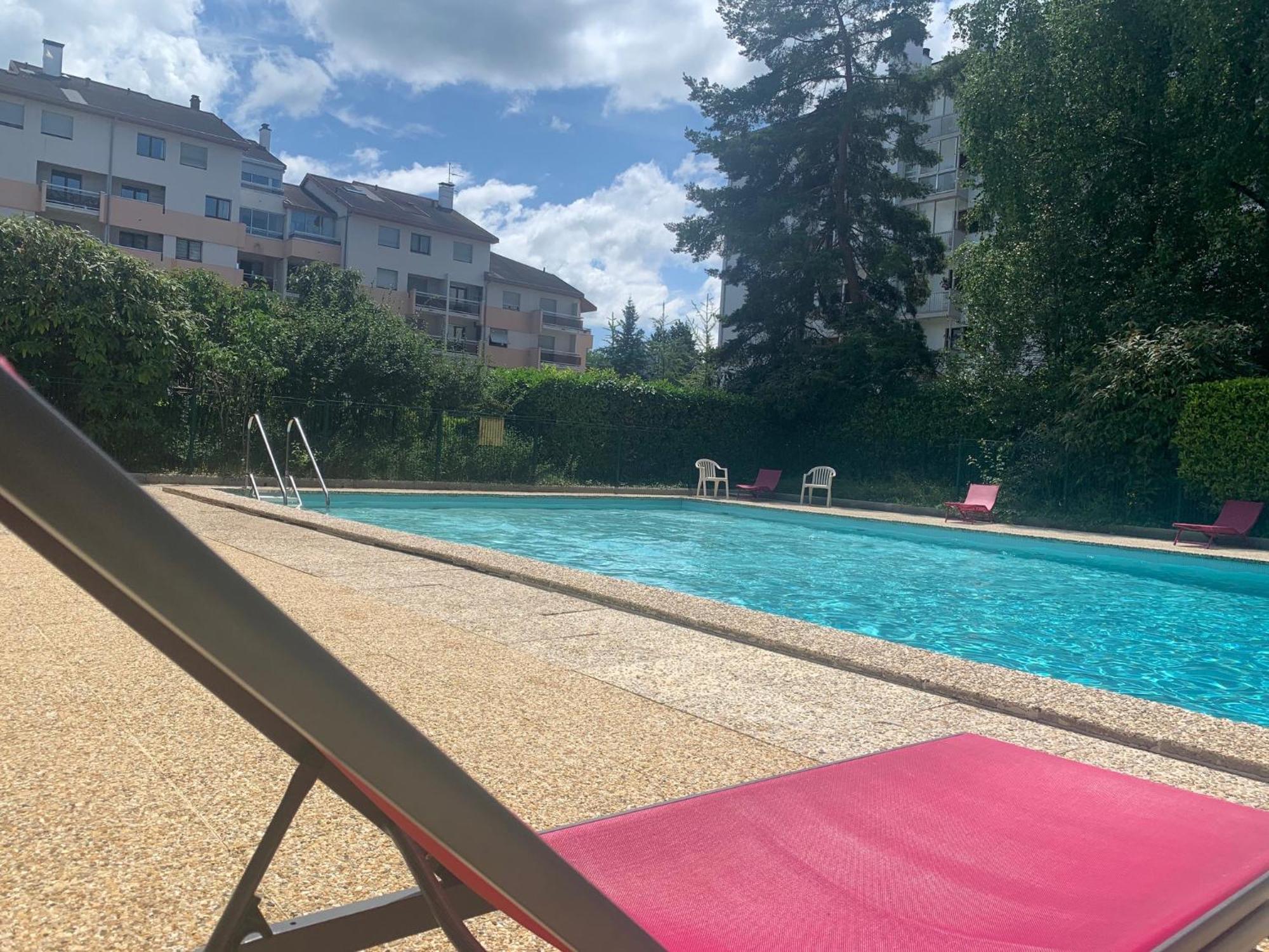 Kusmi Love Piscine Proche Du Lac Annecy Zewnętrze zdjęcie