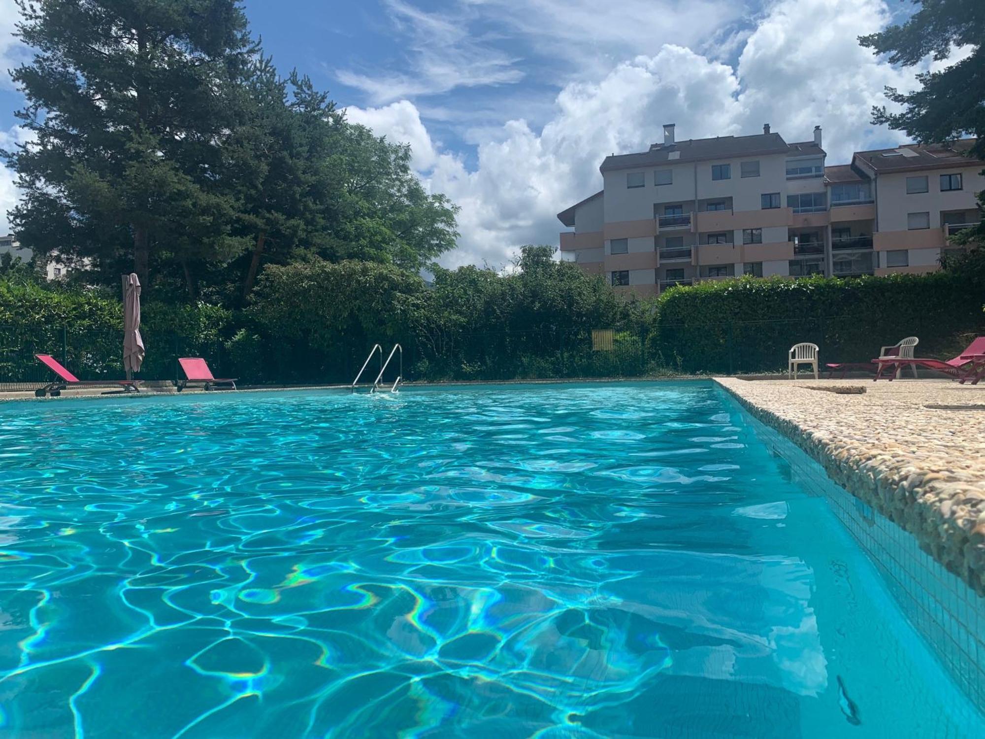 Kusmi Love Piscine Proche Du Lac Annecy Zewnętrze zdjęcie